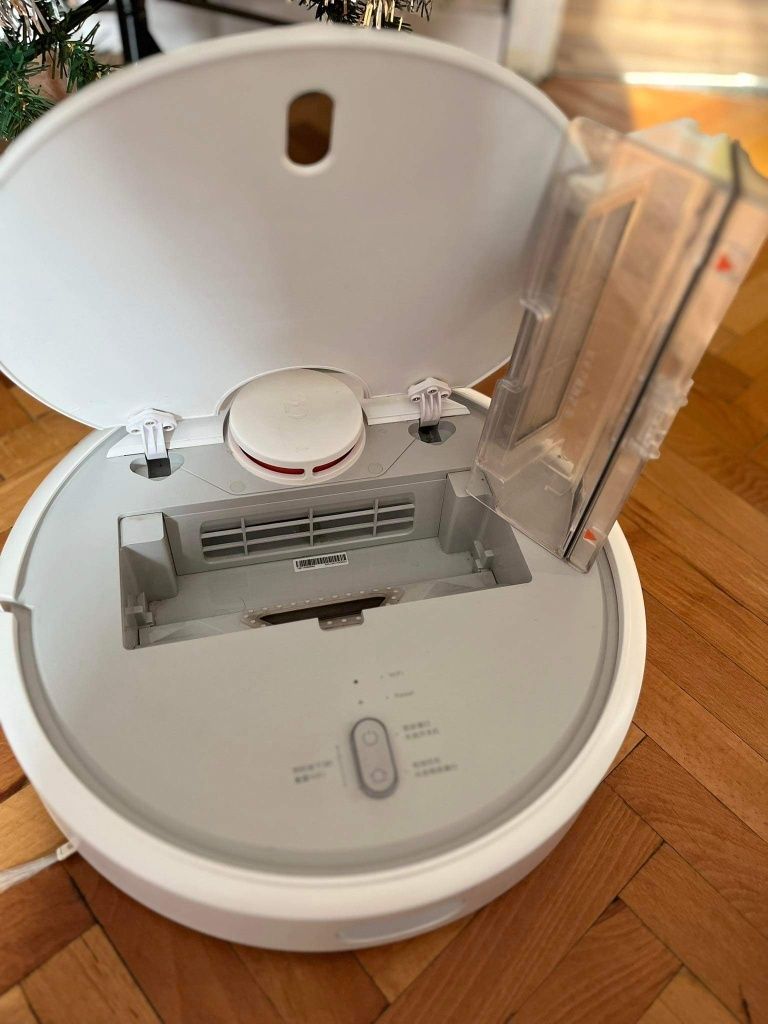 Прахосмукачка робот Xiaomi Mi Vacuum Cleaner