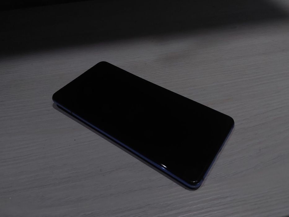 Обменяю Xioami mi 9 t