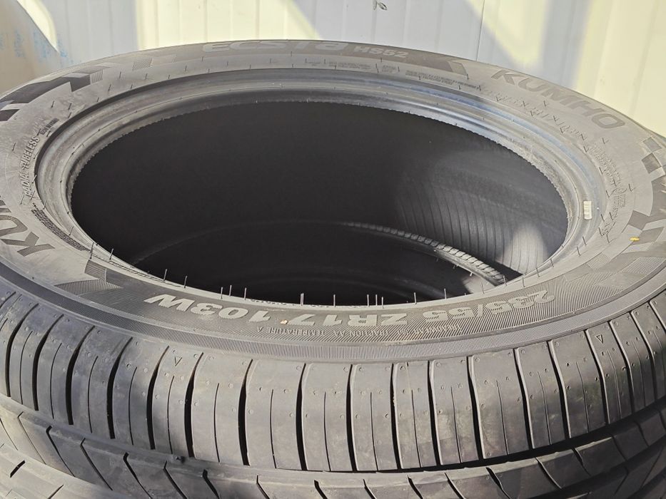 4 бр. Летни, Нови 235/55 /17 Kumho Ecsta HS52-dot 4524