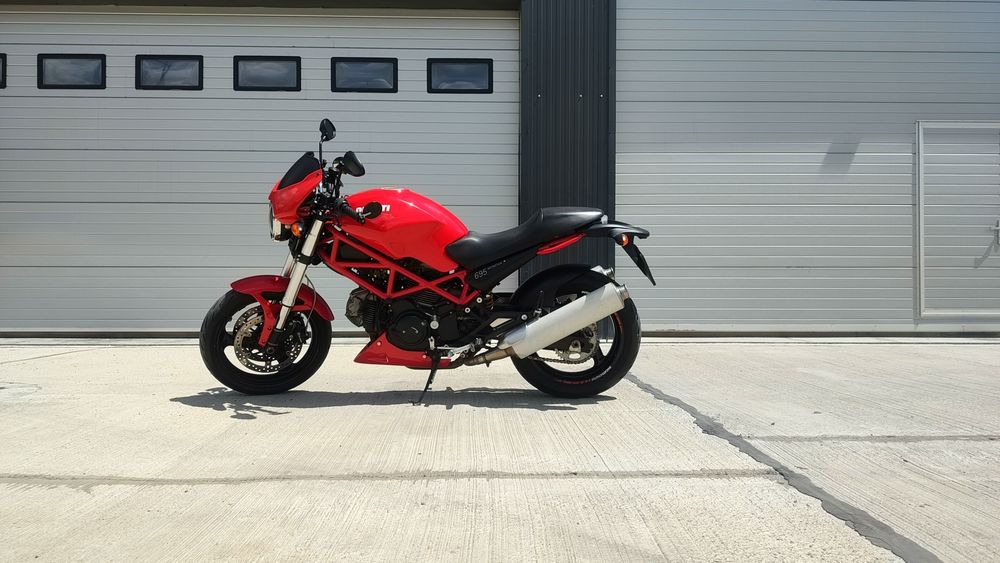 Ducati Monster 695 bijuterie