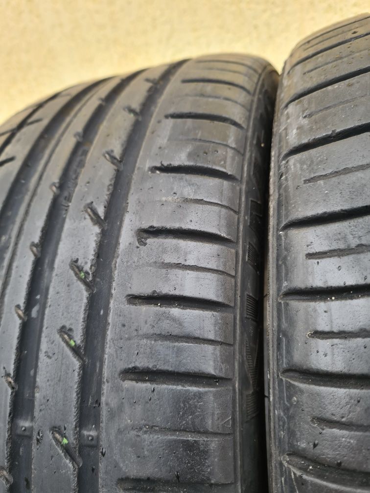 2 бр. летни гуми 205/45/16 Kumho 4 mm DOT 0113