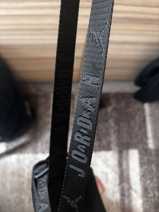 Borseta Jordan marimea M