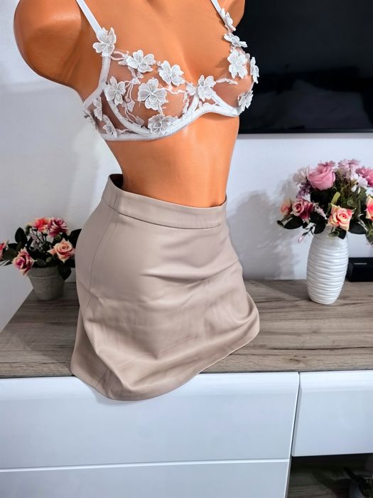 Fustă piele eleganta mărimea M