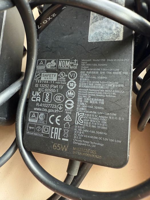 Incarcator tableta/laptop Microsoft Surface 44w 65w 102w 127w original