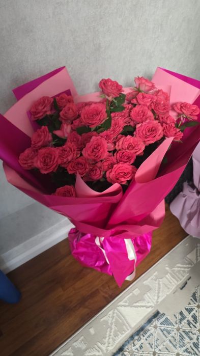 Продам цветы срочно много разных букетов