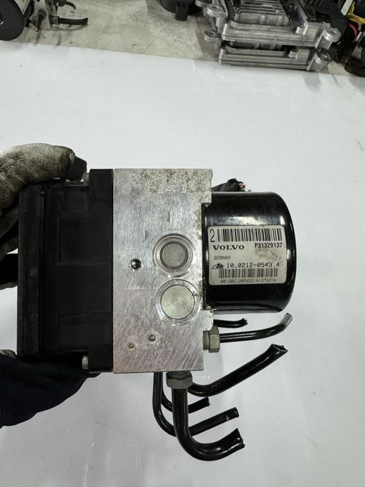 Pompa abs unitate Volvo s60 cod: P31329137 GARANTIE!