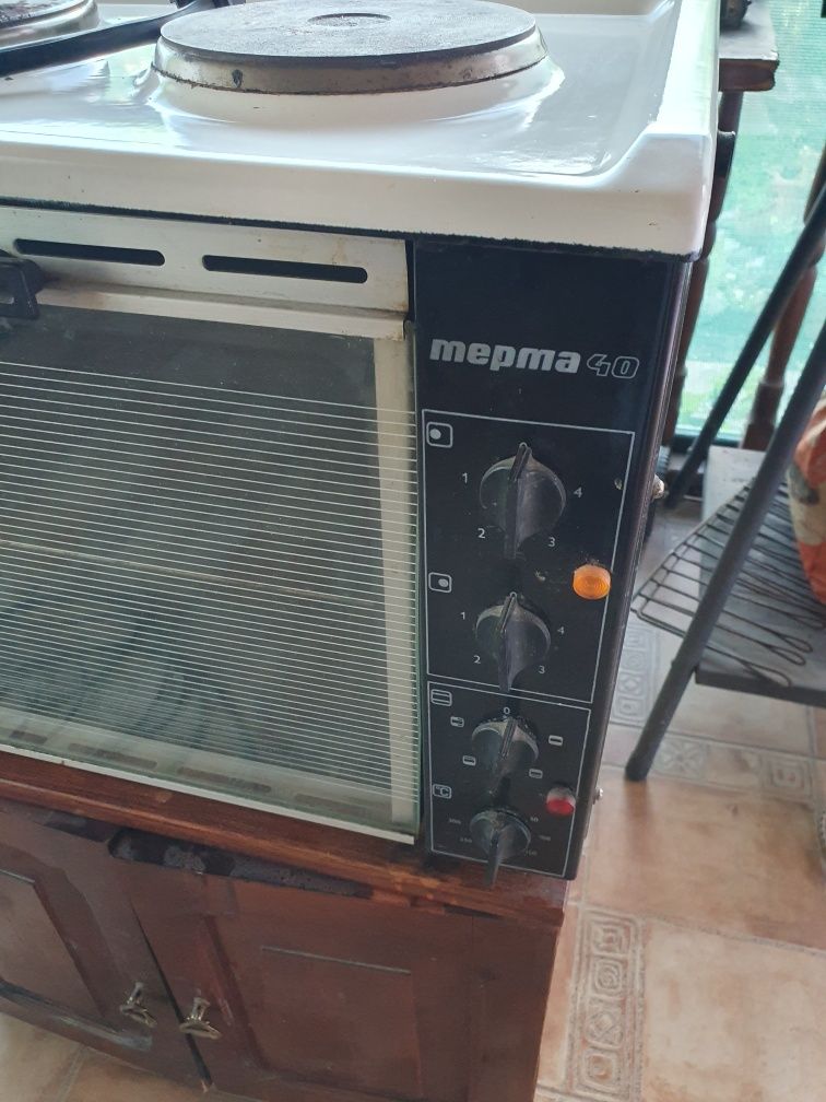 Продавам Печка Терма 40
