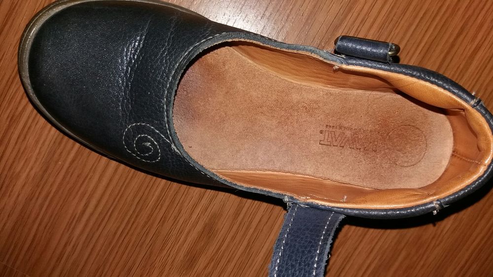 Pantofi fetite din piele