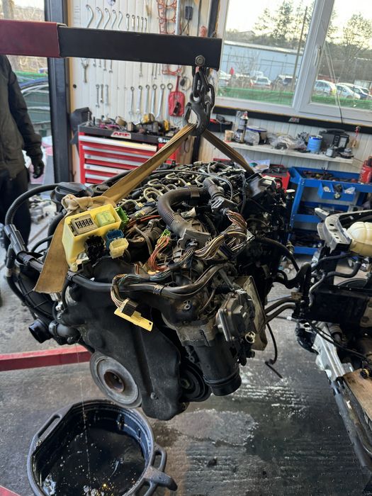 Двигател бмв Н57Д30 258 коня bmw N57d30 258 коня мотор ф10 ф15 ф30 ф01