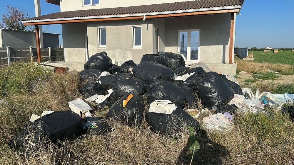 Ridic moloz,deseuri din constructii debarasări.