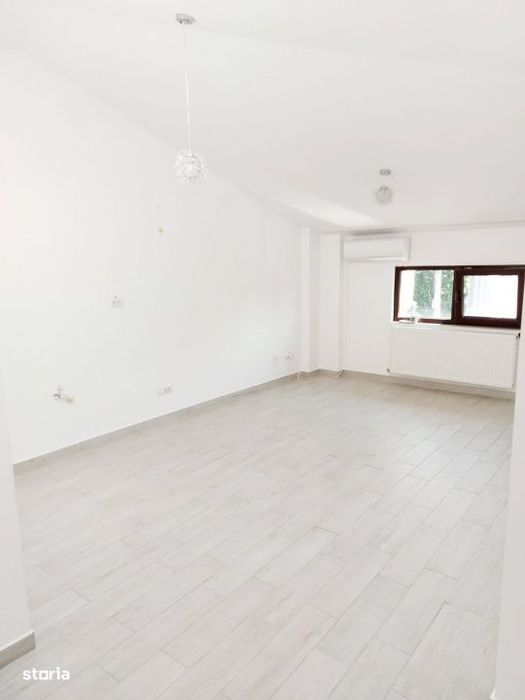 Spatiu 45mp 2 birouri Centru Independentei UMF