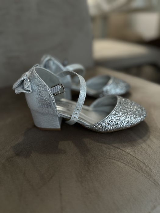 Pantofi cu toc fetite