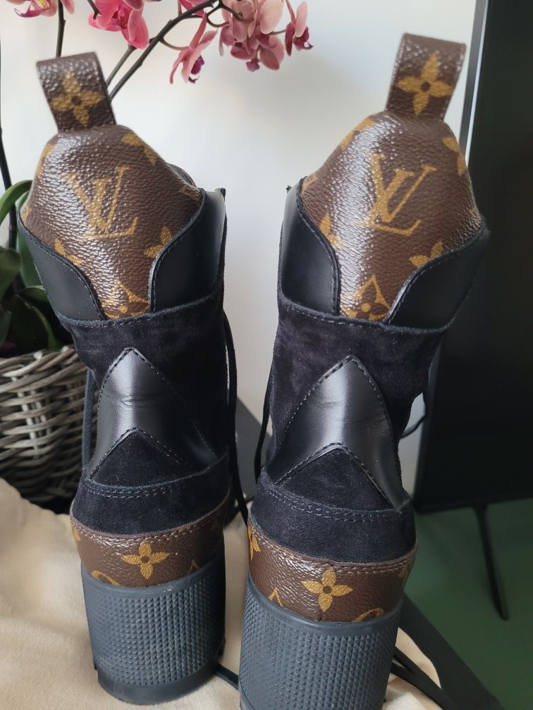 Ghete Louis Vuitton "Laureate" 37