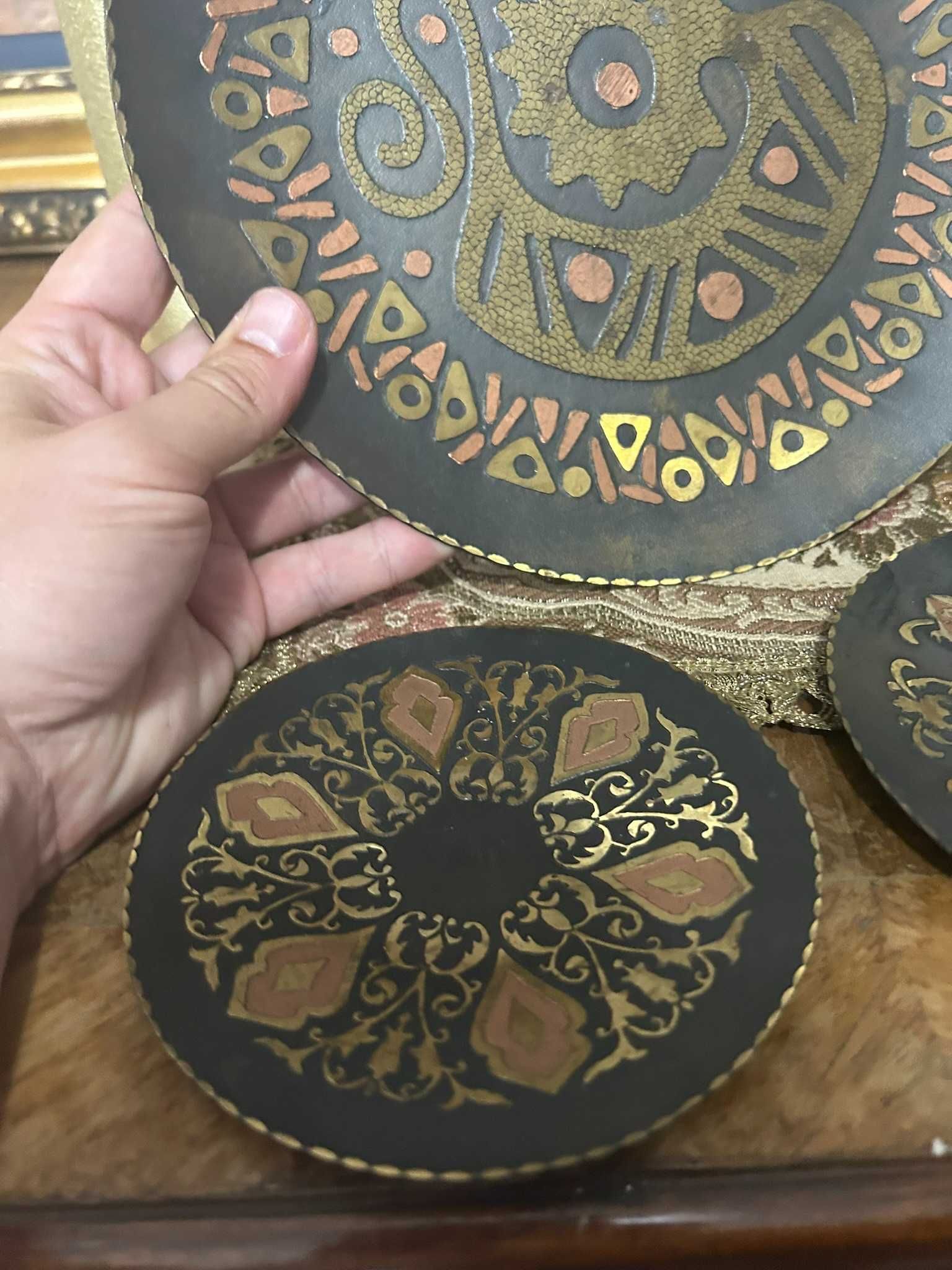 DN945 Set de 4 farfurii decorative alama/cupru superbe 788g 24 si 13 d