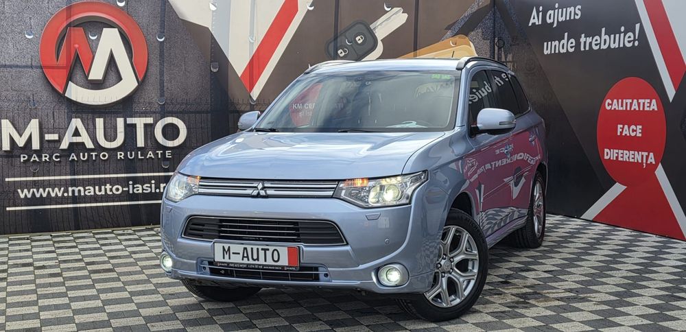 Mitsubishi Outlander Mitsubishi Outlander, an 2013, motorizare 2.0
