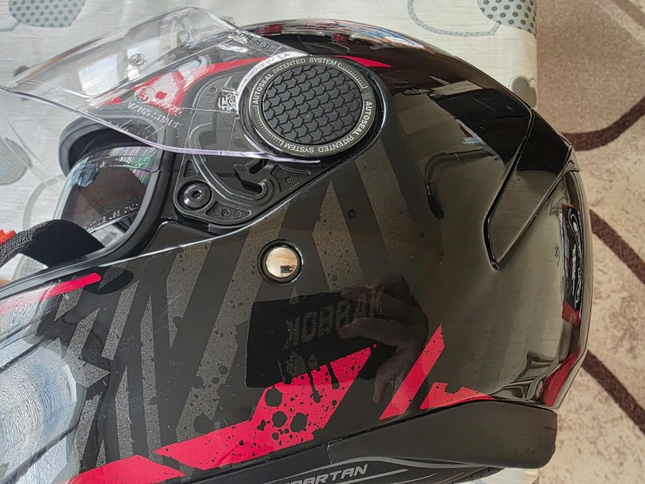 Продавам каска Shark Spartan Kobrak