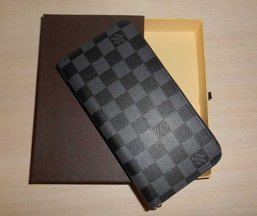 În stoc Portofel Louis Vuitton piele naturală 92-22