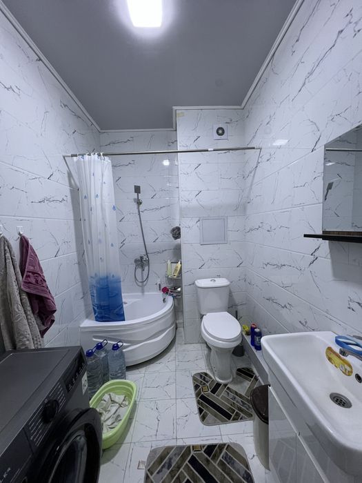 Продажа квартира!!  Яшнобод жк Азия хаус