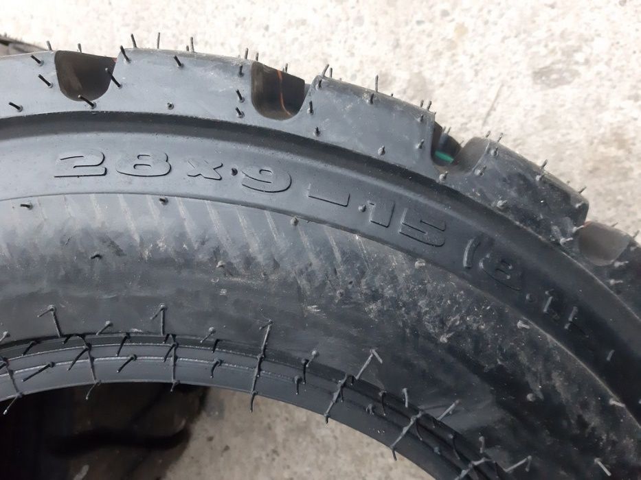 Anvelope noi 28x9-15 Cauciucuri industriale de stivuitor cu livrare
