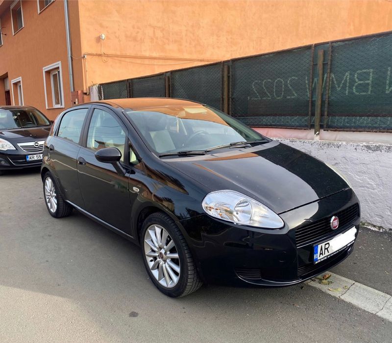 Inchiriez masina glovo / tazz / curierat