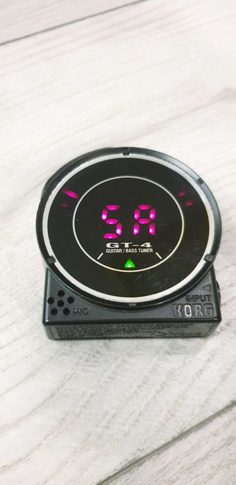 Acordor digital chitara si bass Korg GT-4