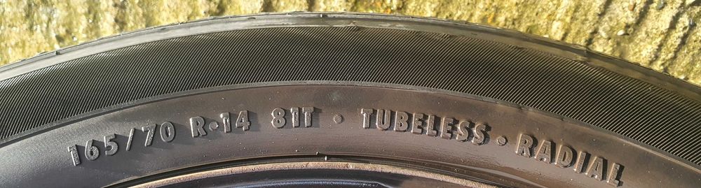 4 Roti cu jante tabla 5.5 jx14 et35 ,  4x95 si anvelope 165 70 R14 ,