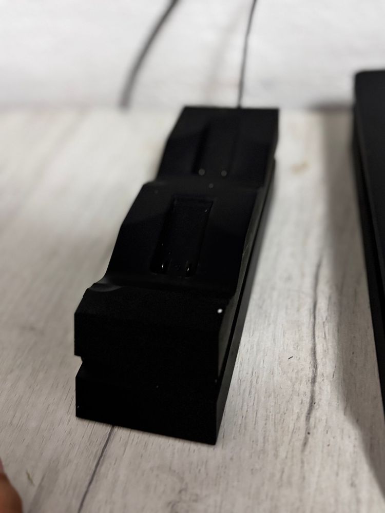Vand ps4 in stare impecabilă cu accesorii originale memorie 2000GB