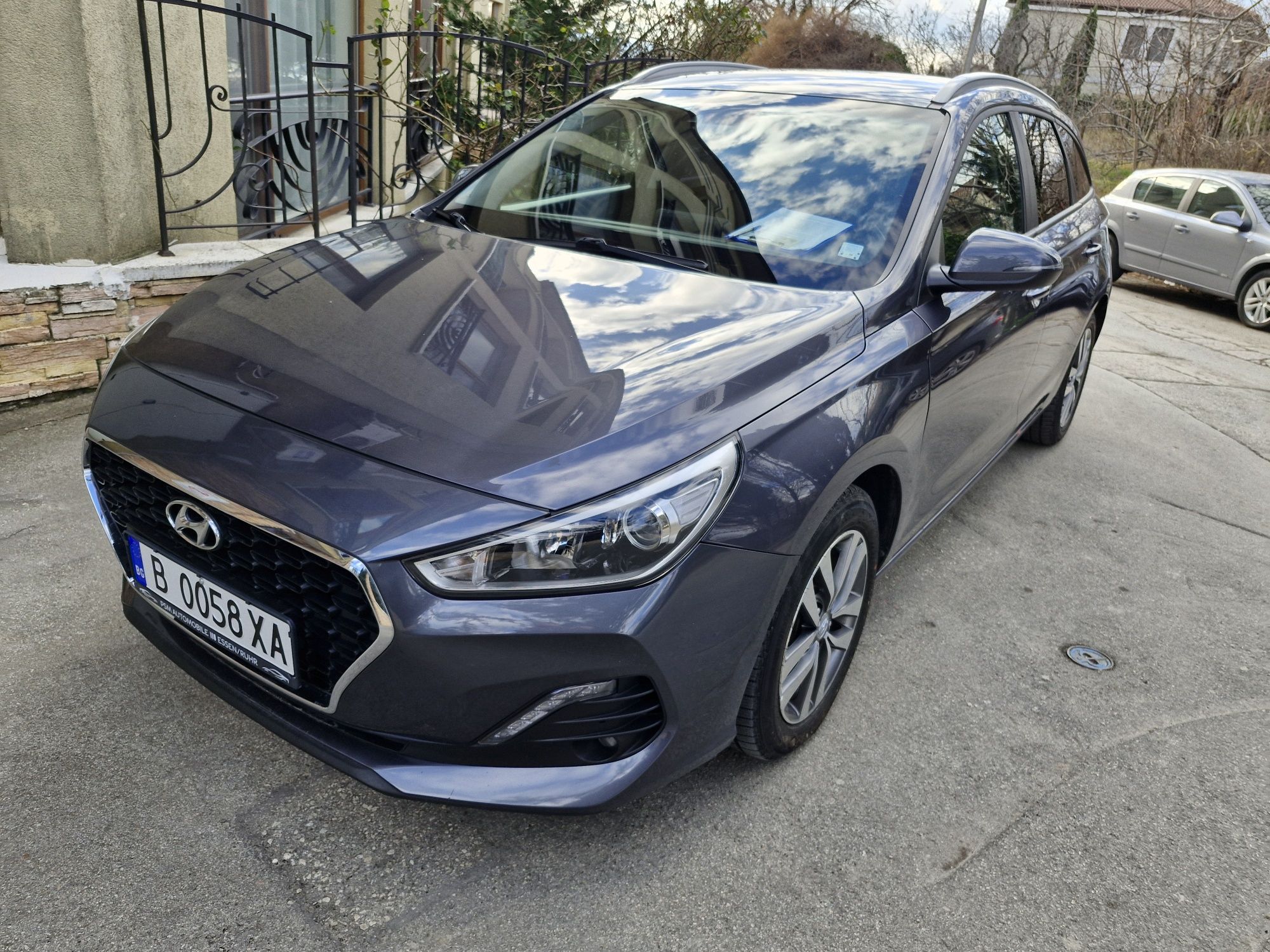 Коли под наем Варна от 25 € на ден. Rent a Car with NEXT5-Fast & Easy!
