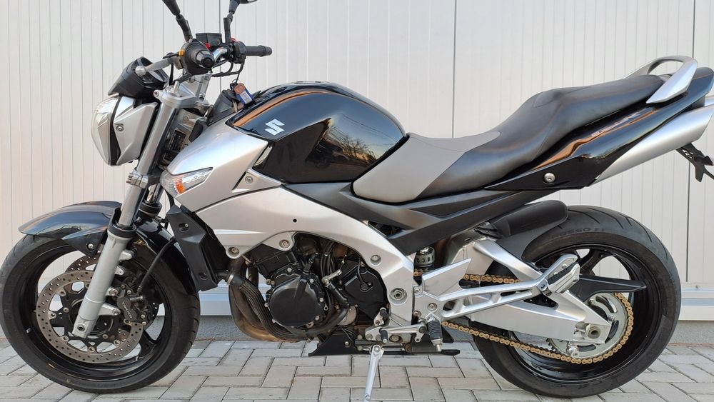 Suzuki gsr600 2006 garanție
