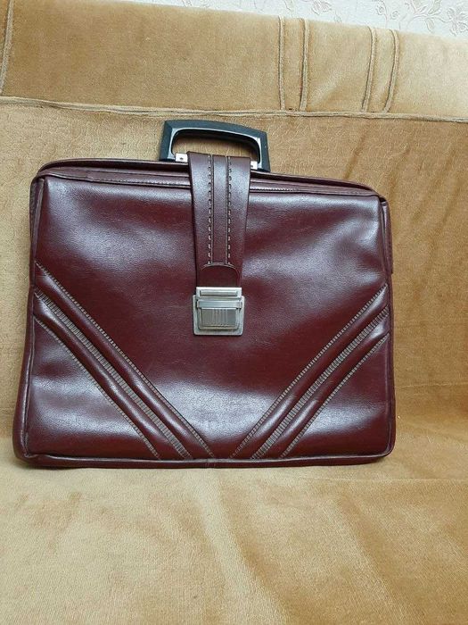 Продаётся советский портфель