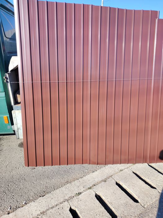 Tabla cutata și colorata la cel mai mici preturi de pe peata transport