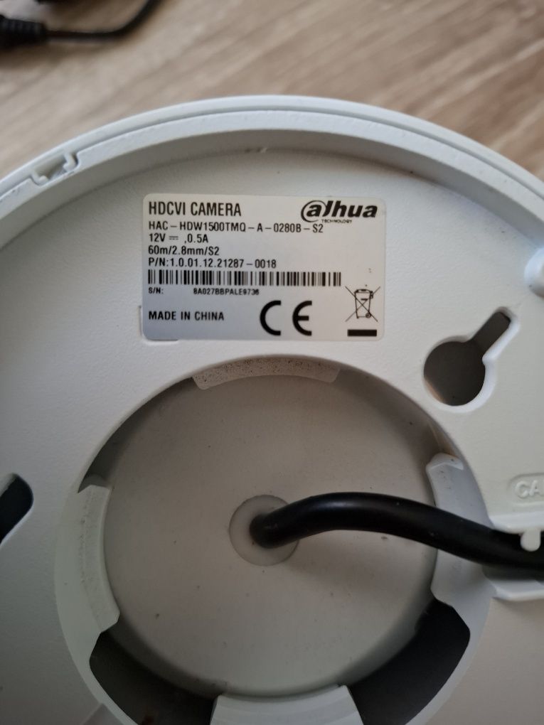 Комплект–Видеорекордер Dahua DVR с хард диск + 4 куполни камери Dahua