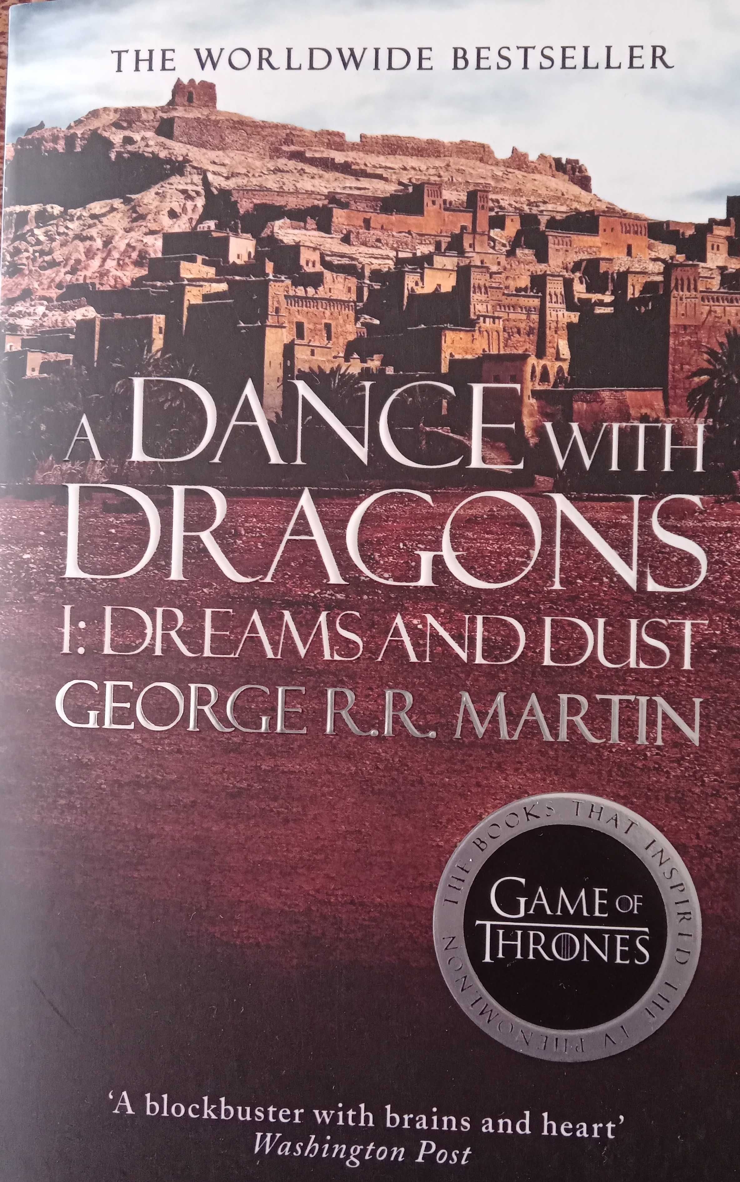 Книга ,,A Dance With Dragons 1:Dreams And Dust,,George R.R.Martin.НОВА