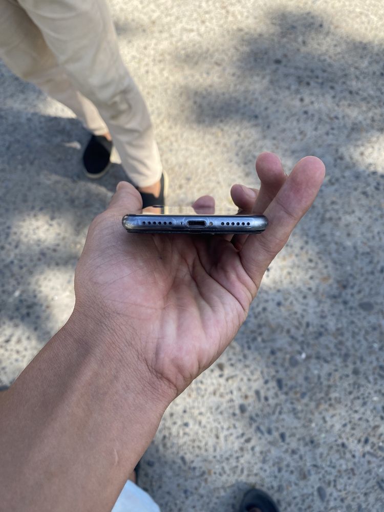 Iphone 8 Kar dapi bn aybi tru tone