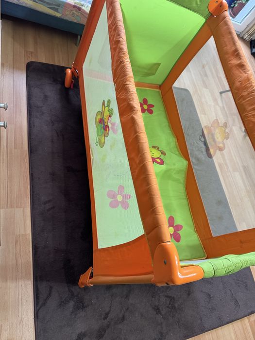 Бебешки кошари