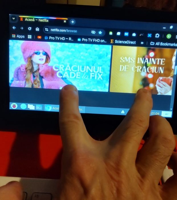 Raspberry pi 500  + Monitor Touchscreen 8,5 inch
