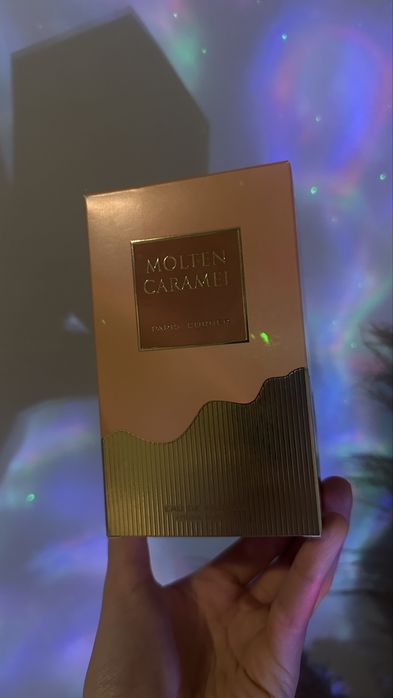 Продавам парфюма Molten Caramel на Paris Corner