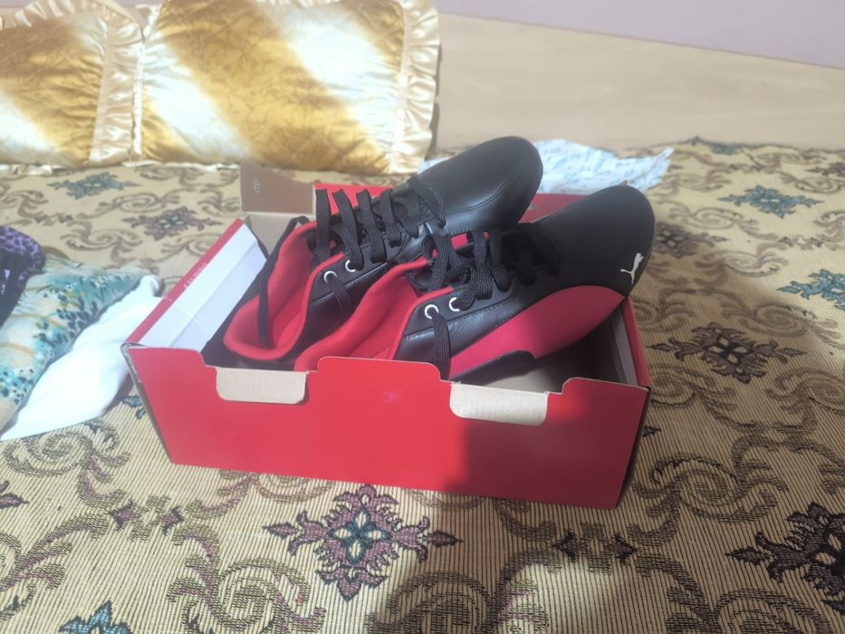 Кожени Puma Ferrari обувки