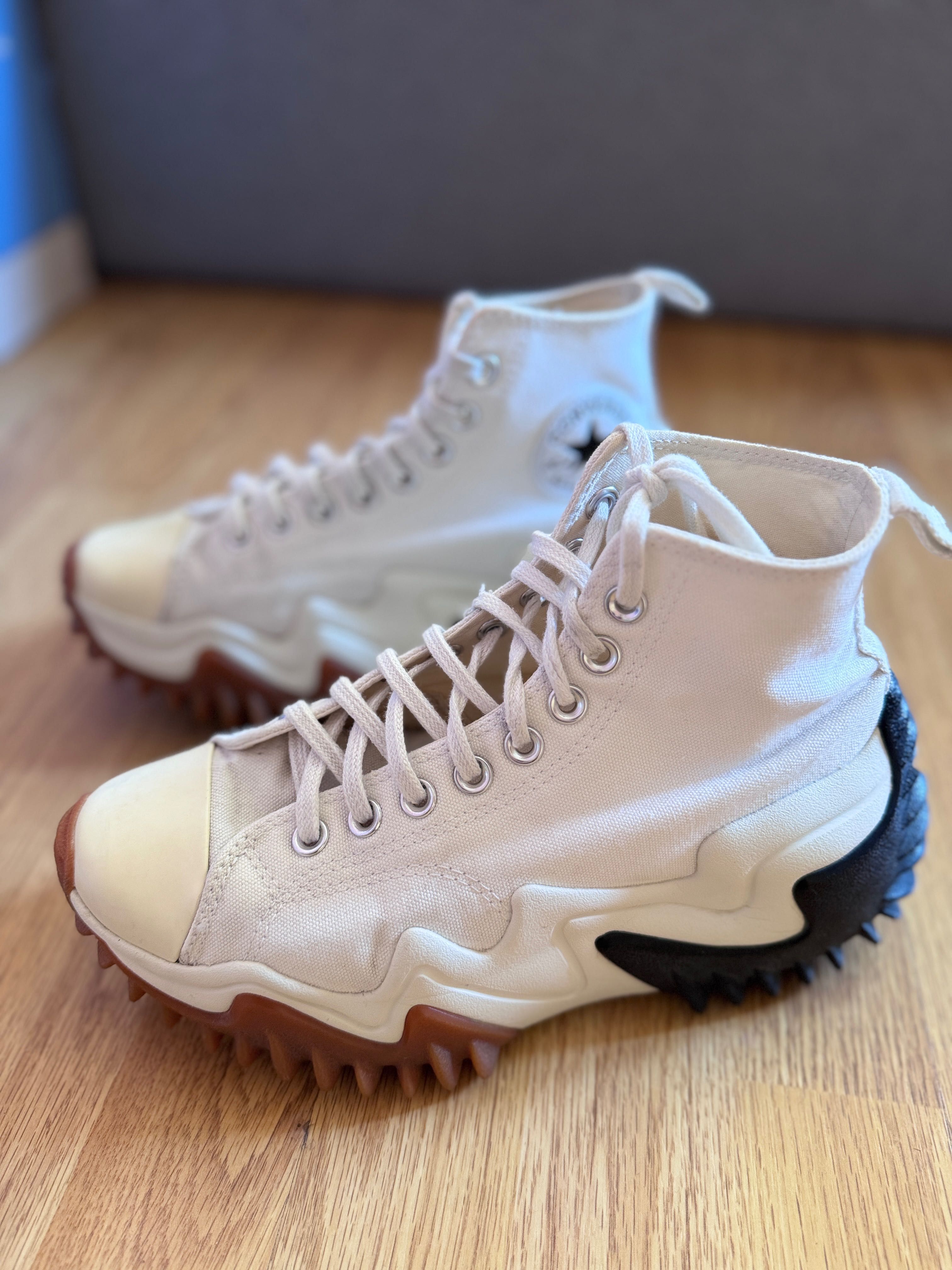 Converse Run Star Motion