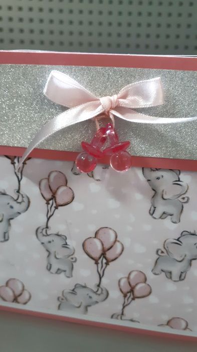 Експлодираща кутия за снимки