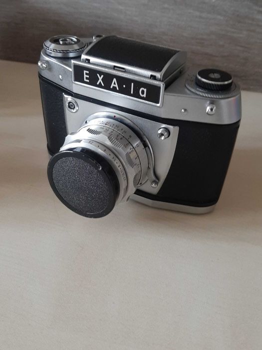 фотоапарат EXA 1a + Carl Zeiss Jena Tessar 2.8/50 – като нов!