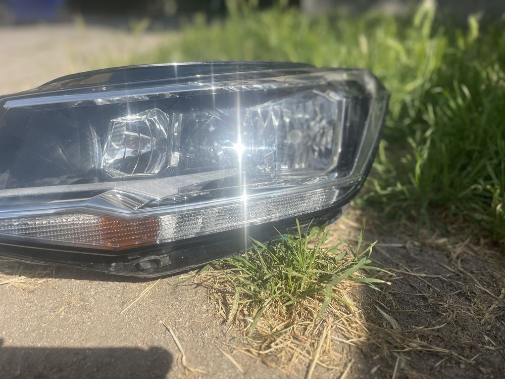 Фар за Volkswagen Caddy / Волксваген Кади