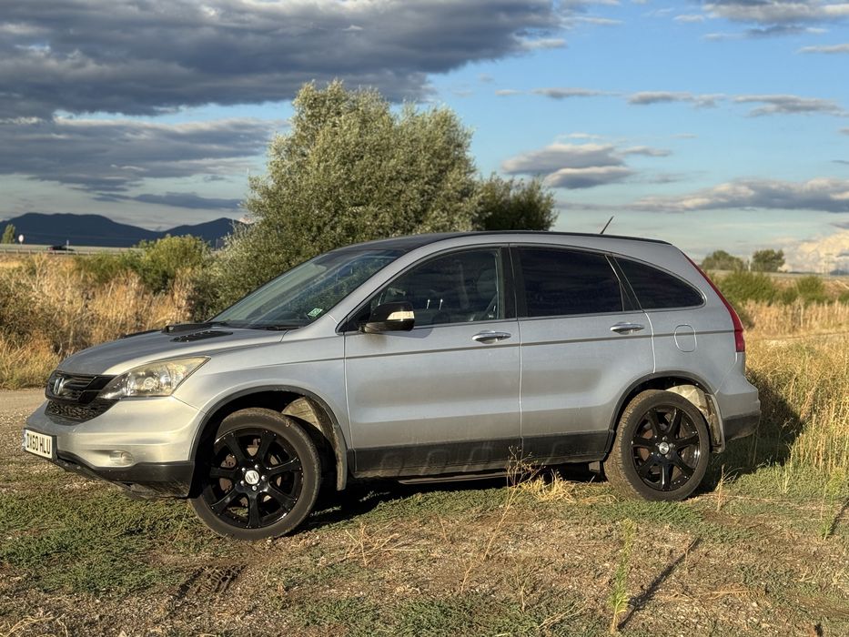 HONDA CR-V 2011 г