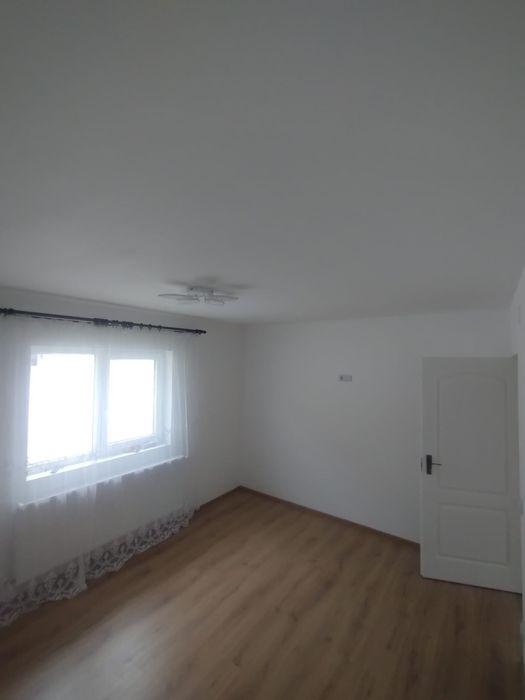 Vand casa la cheie