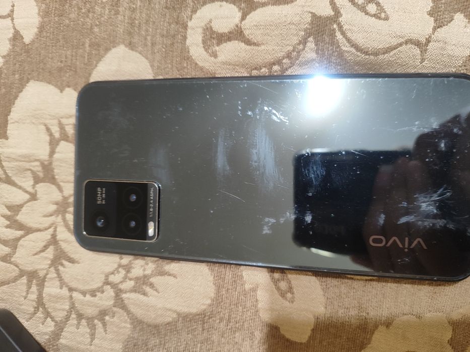 Vivo y33 без трещин и царапин
