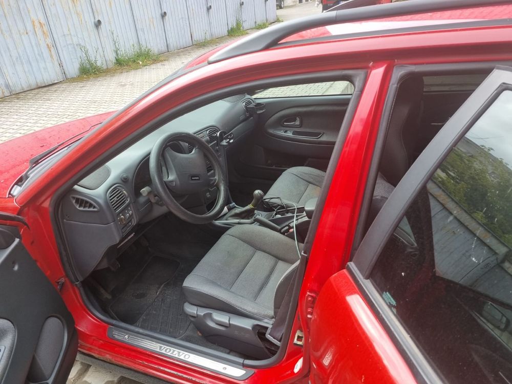 Volvo v40, 2.0 TDI An 2000