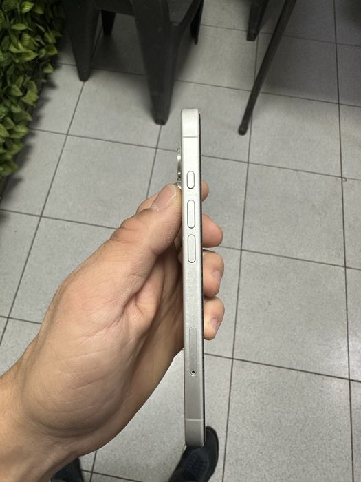 iphone 16 в отличном состоянии