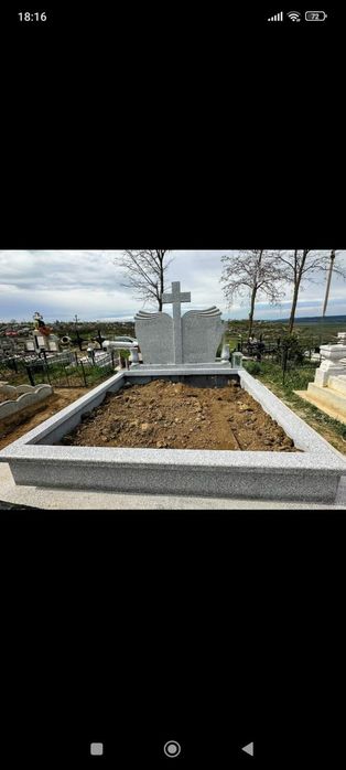 Cruci cripte monumente funerare comstnata