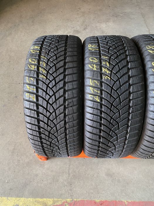 Anvelope iarna 215/40/18 Goodyear Ultra Grip Performance 215 40 18 R18