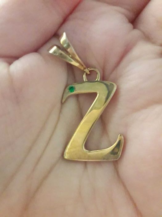 Подвеску с изумрудом продам